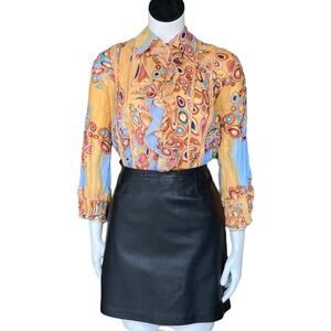 spring time Yellow button up blouse size medium